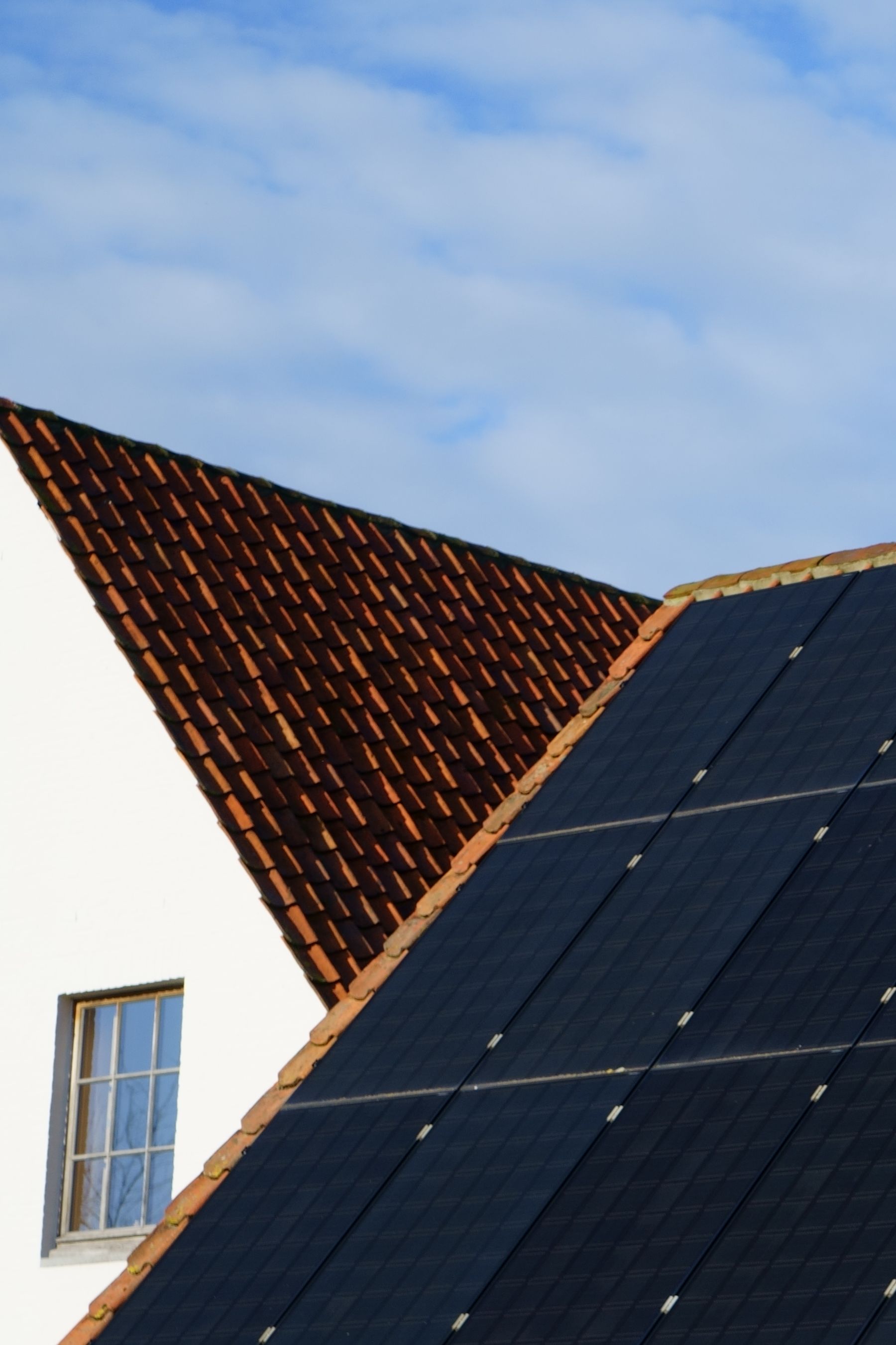 Panneaux solaires nettoyés en Wallonie